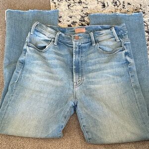 Mother size 29 The Hustler Ankle Fray in Au Revoir color high waist EUC
